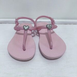 Havaianas Girl Toddler Pink T-Strap Flip Flop Sandals with Heart Detail Size‎ 6